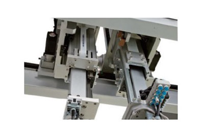 image of Telescopic type vertical arm